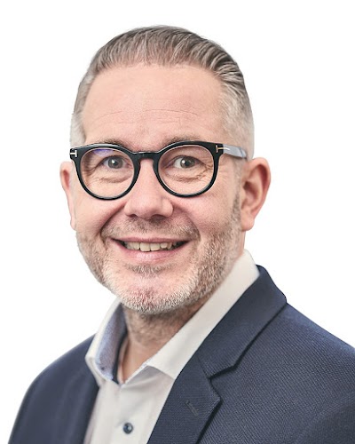 Arne Besch c/o Wüstenrot Immobilien GmbH