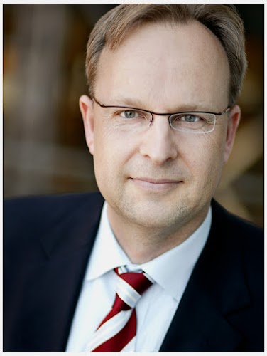 Dr. Björn Brünner