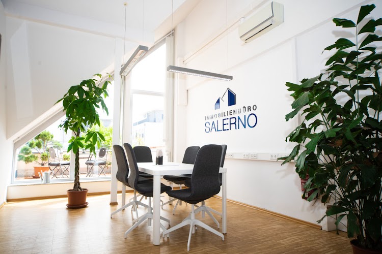 Immobilienbüro Salerno